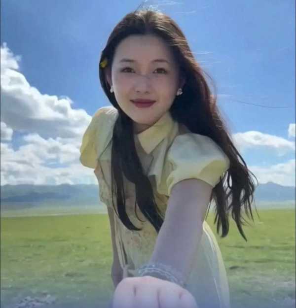4岁女生酷似大S走红:没整容"