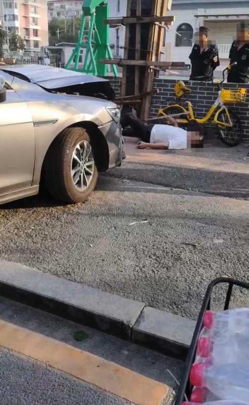 撞人叫嚣男子系网红 曾合作多地文旅