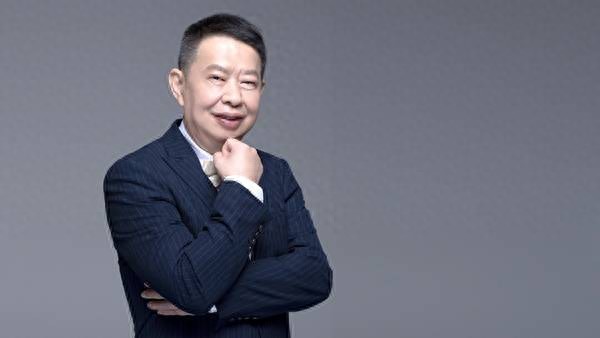 8岁“中国金王”陈景河宣告退休"