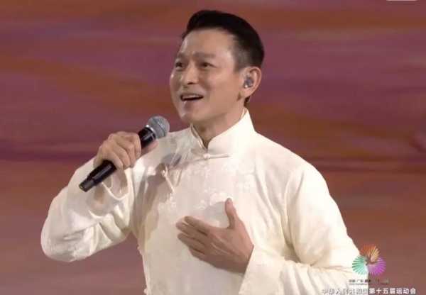 刘德华一开嗓谁的DNA动了