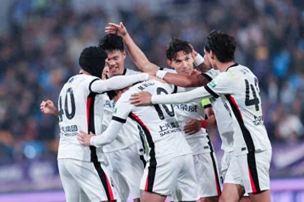 中超争冠“三国杀”蓉城先出局