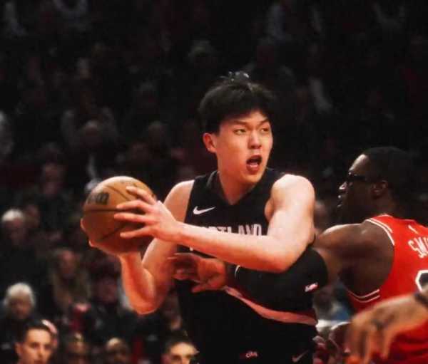 杨瀚森仅2分2板 开拓者遭公牛绝杀