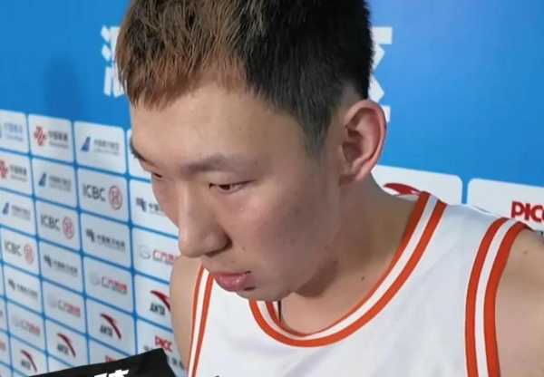 广东队为什么放弃周琦?周琦为何娶大6岁太太