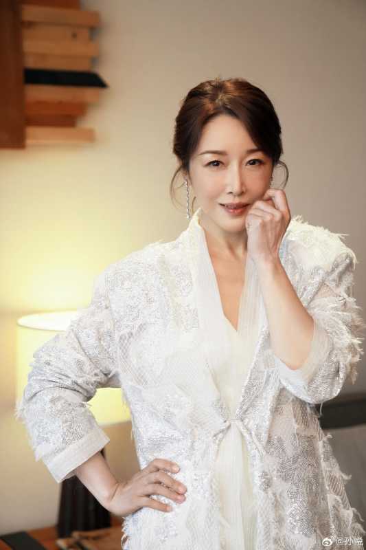 孙悦结几次婚了?孙悦2000年经历了什么