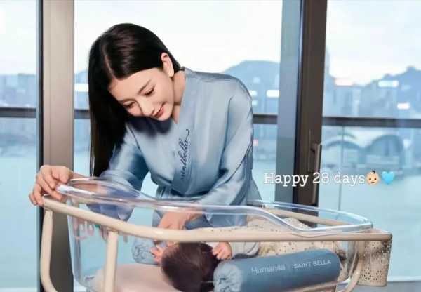 方媛晒月子中心照片透露三胎顺产